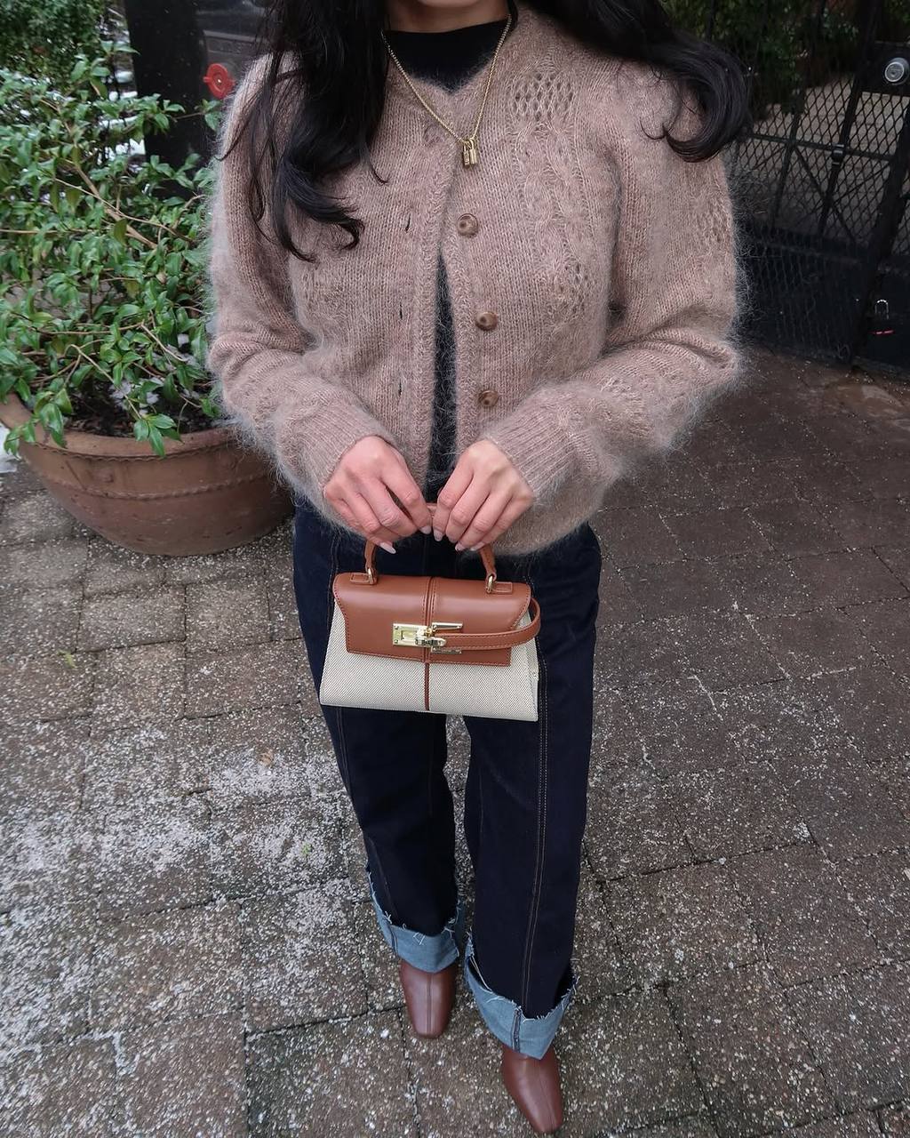 Elise - Brown Canvas