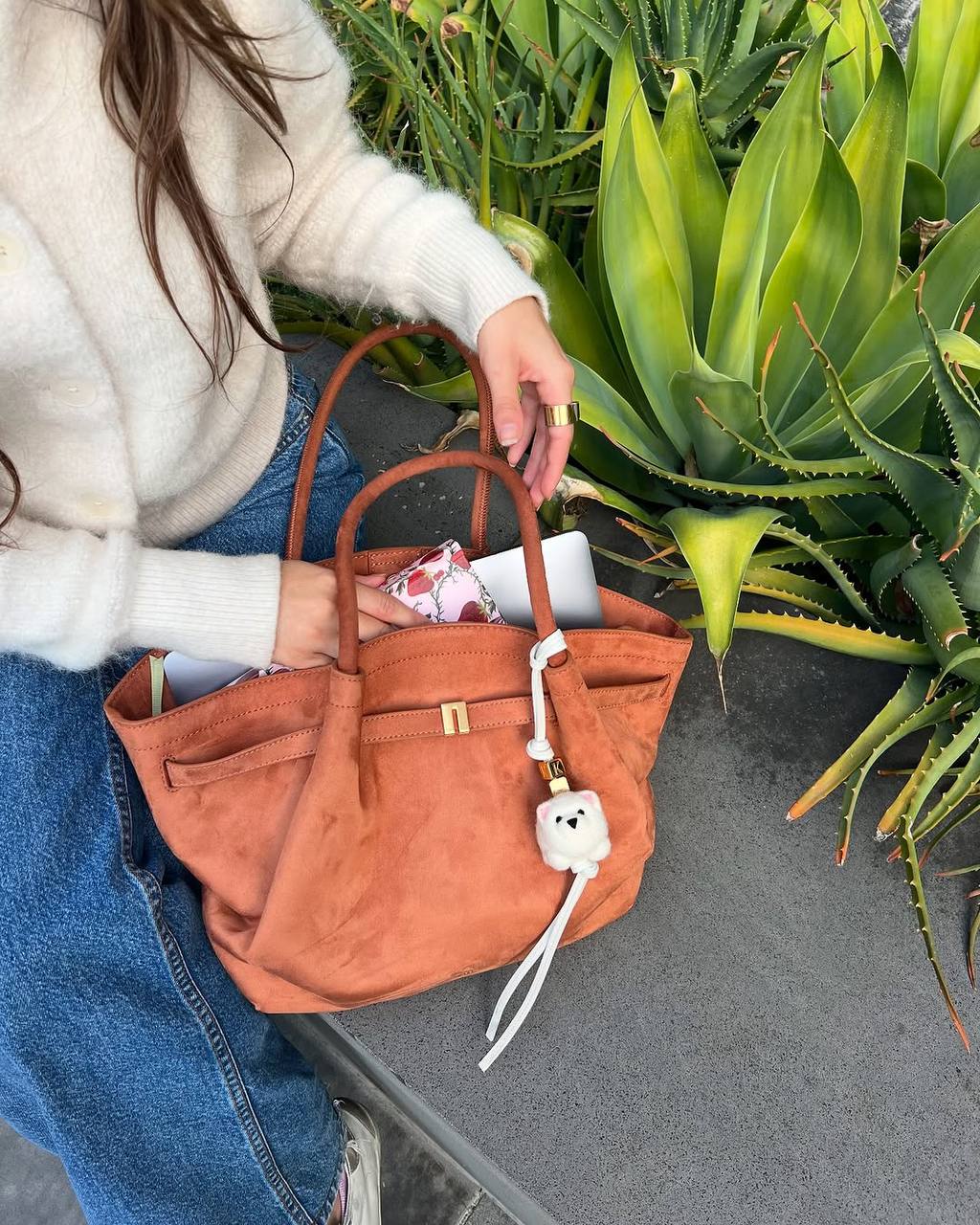 Hana Medium Tote - Brown