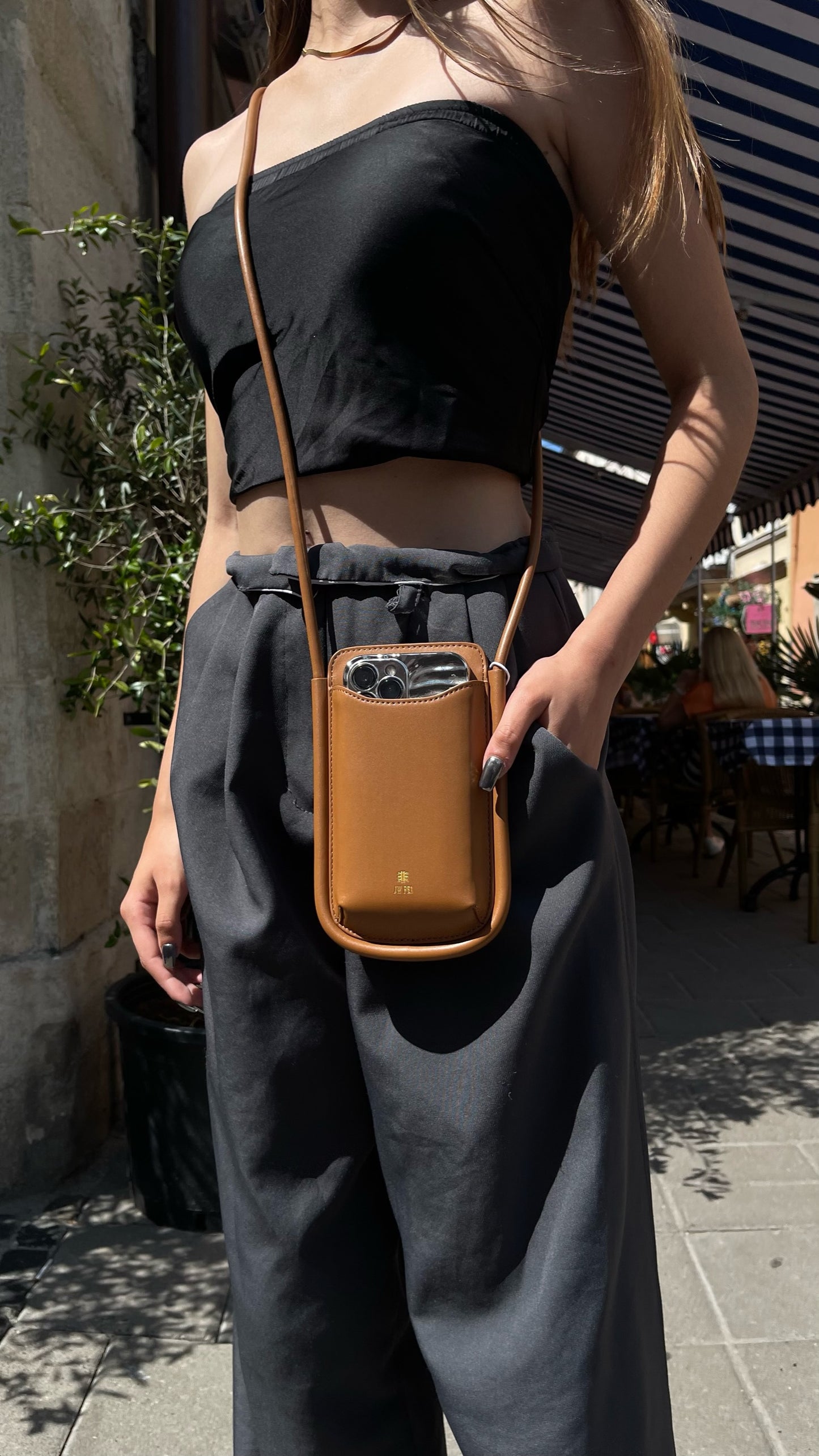 Ayla Phone Bag - Brown