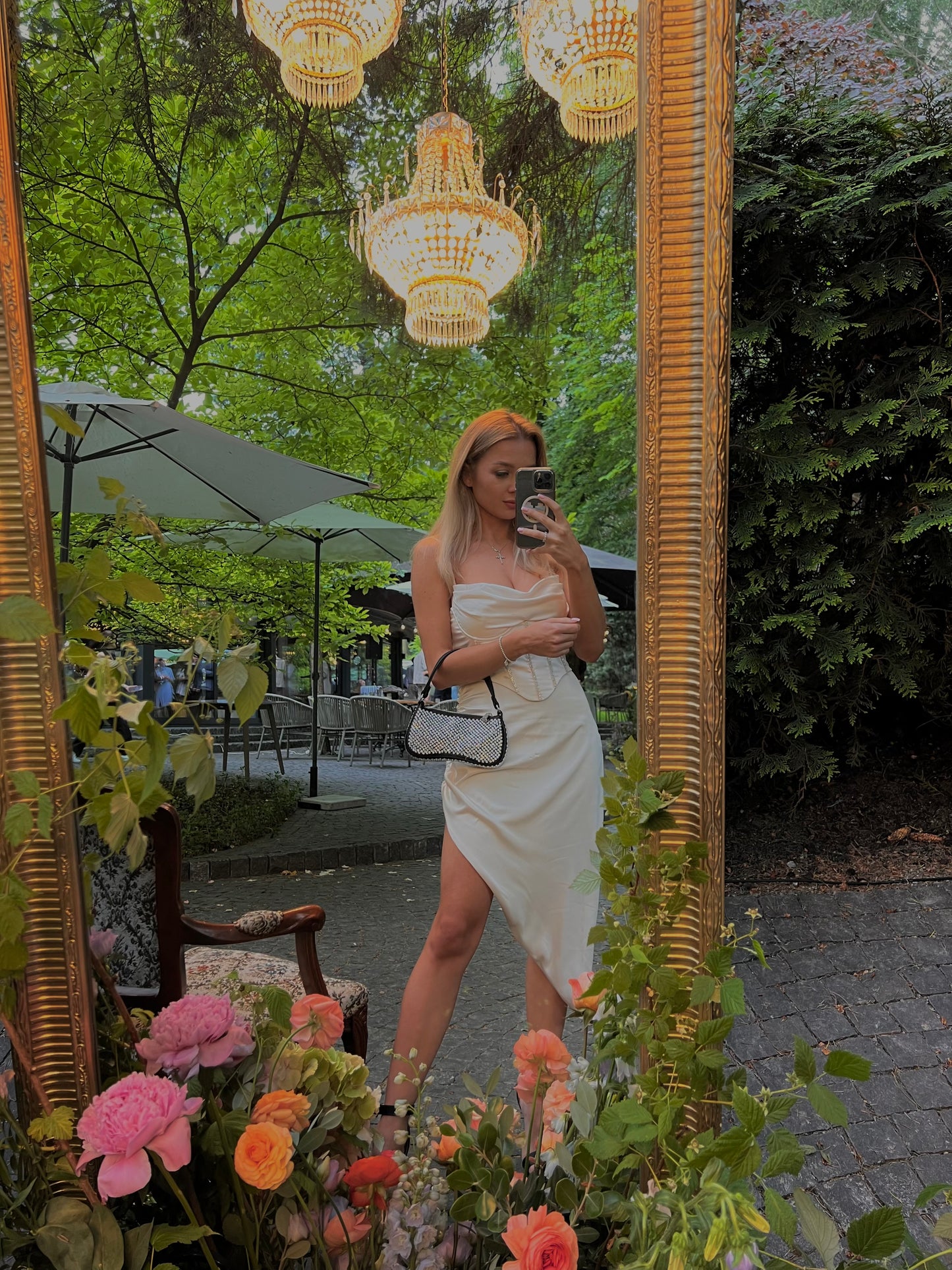 EVA ARTIFICIAL CRYSTAL MINI SHOULDER BAG - Black