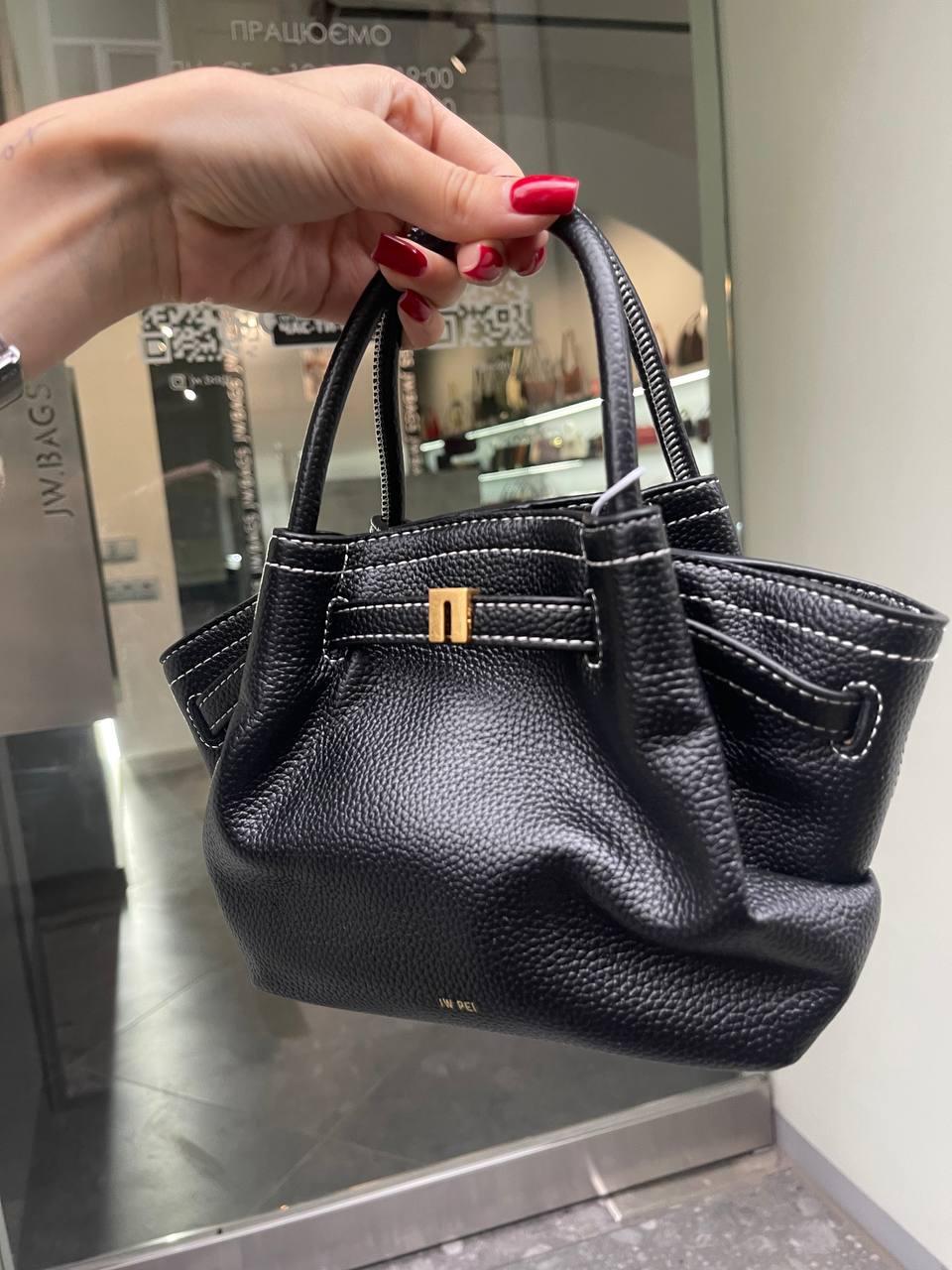 Hana Mini Tote - Black