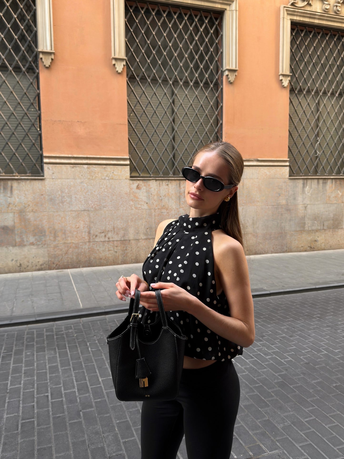 Ines Padlock Tote Bag - Black