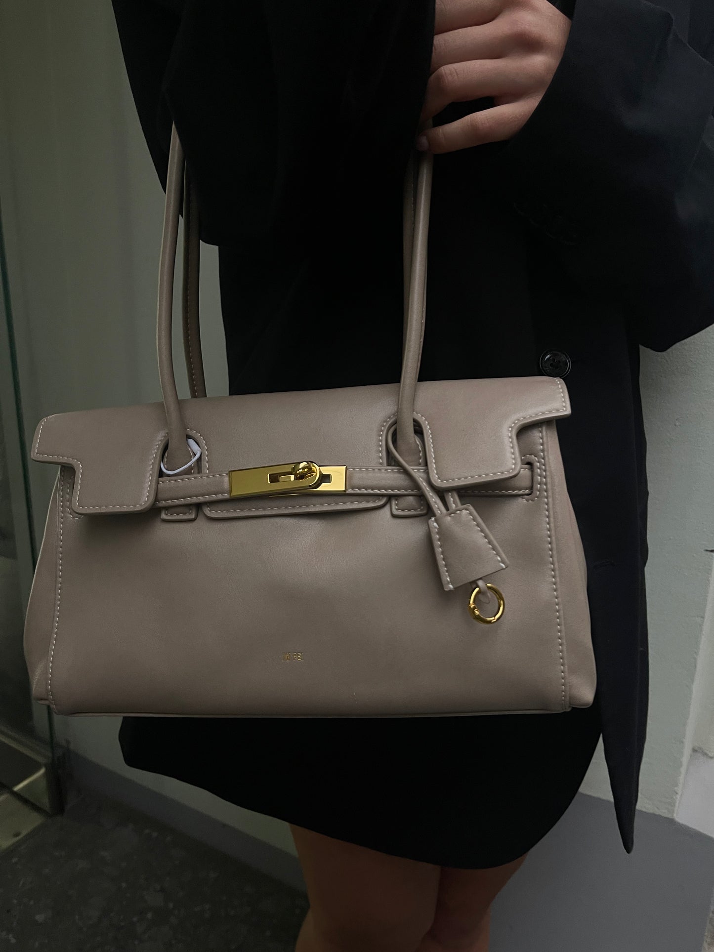 Yara Shoulder Bag - Gray Apricot