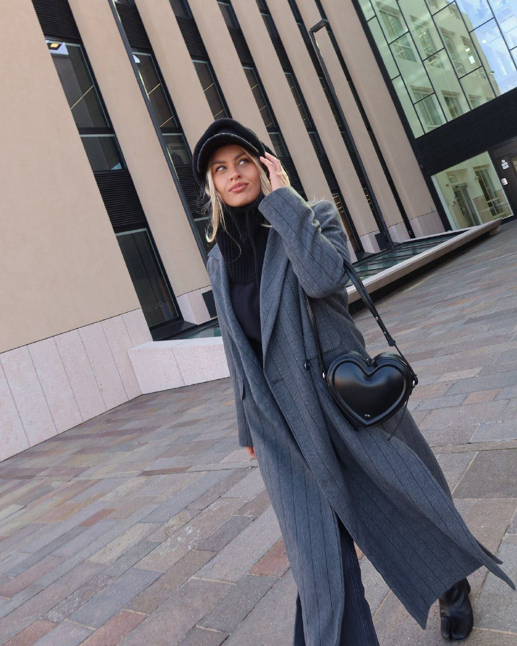 Arlene heart bag Black