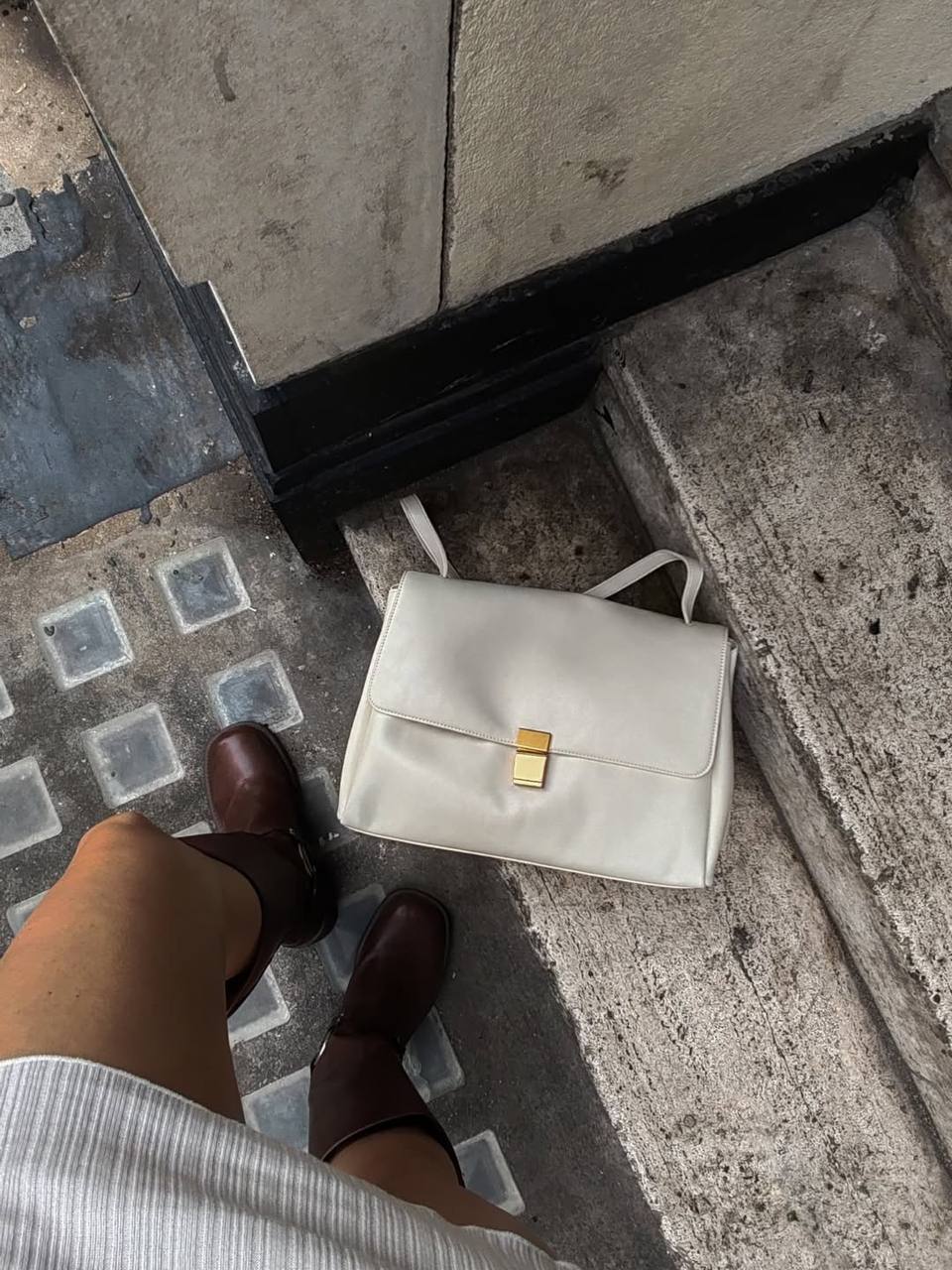 Hilary Shoulder Bag - White