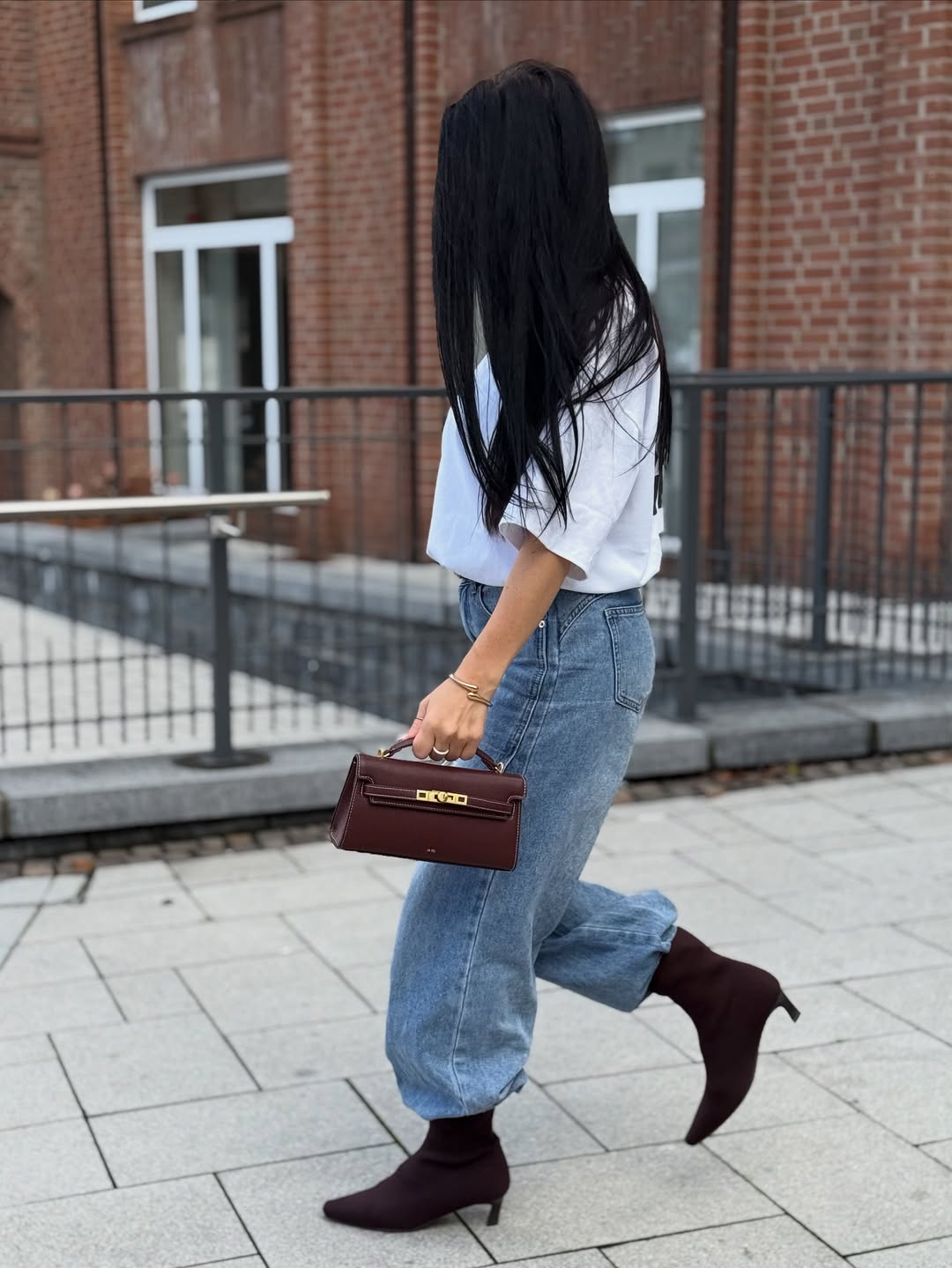 Noor Top Handle Bag - Reddish Brown