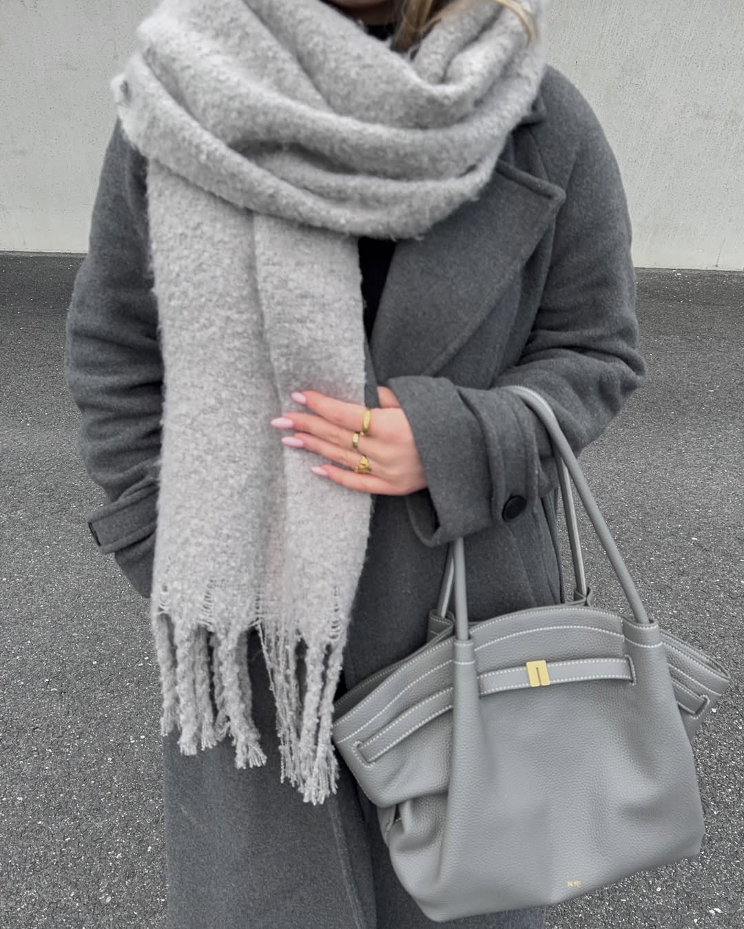 Hana Medium Tote Bag - Slate Gray