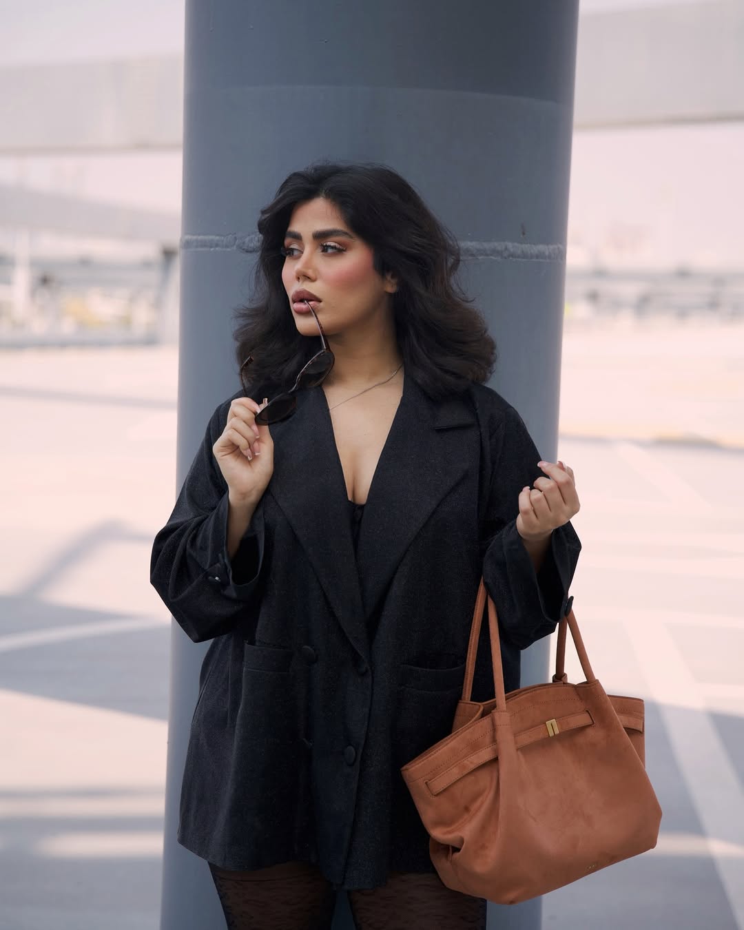 Hana Medium Tote - Brown