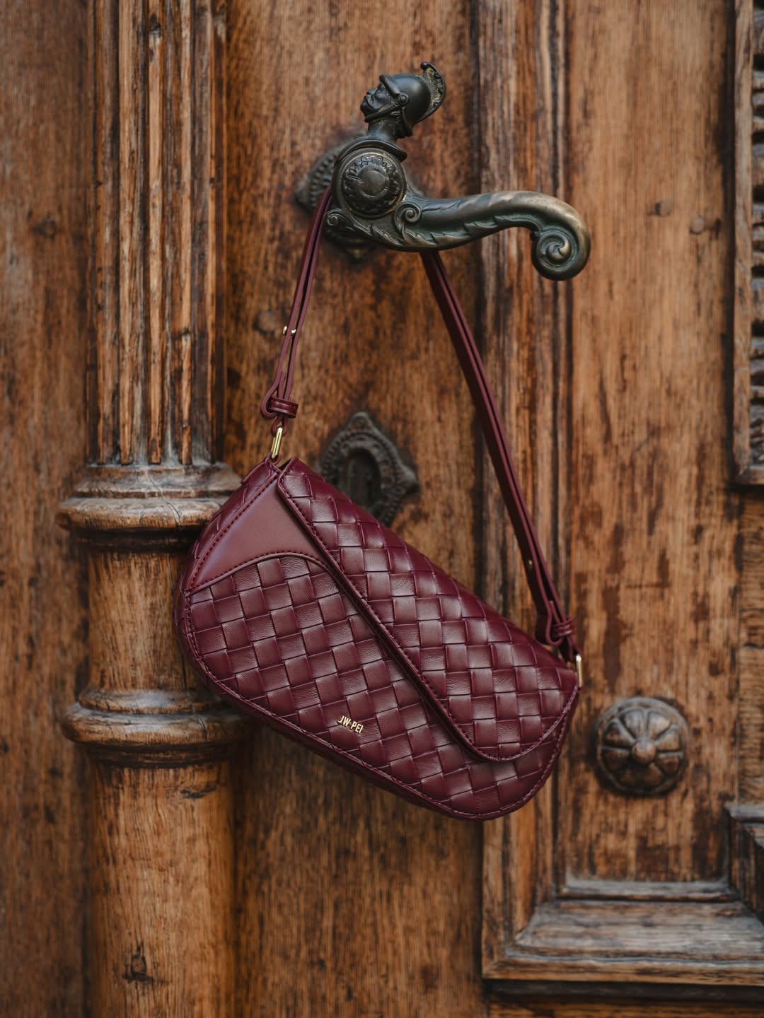 Addisyn Weave Texture Shoulder Bag - Burgundy