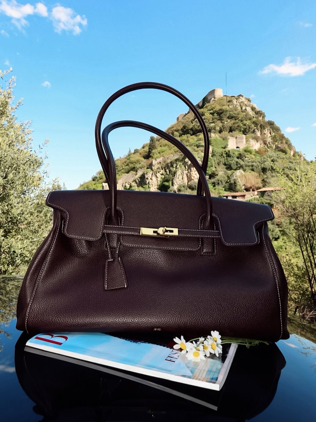 Yara Large Shoulder Bag - Dark Brown