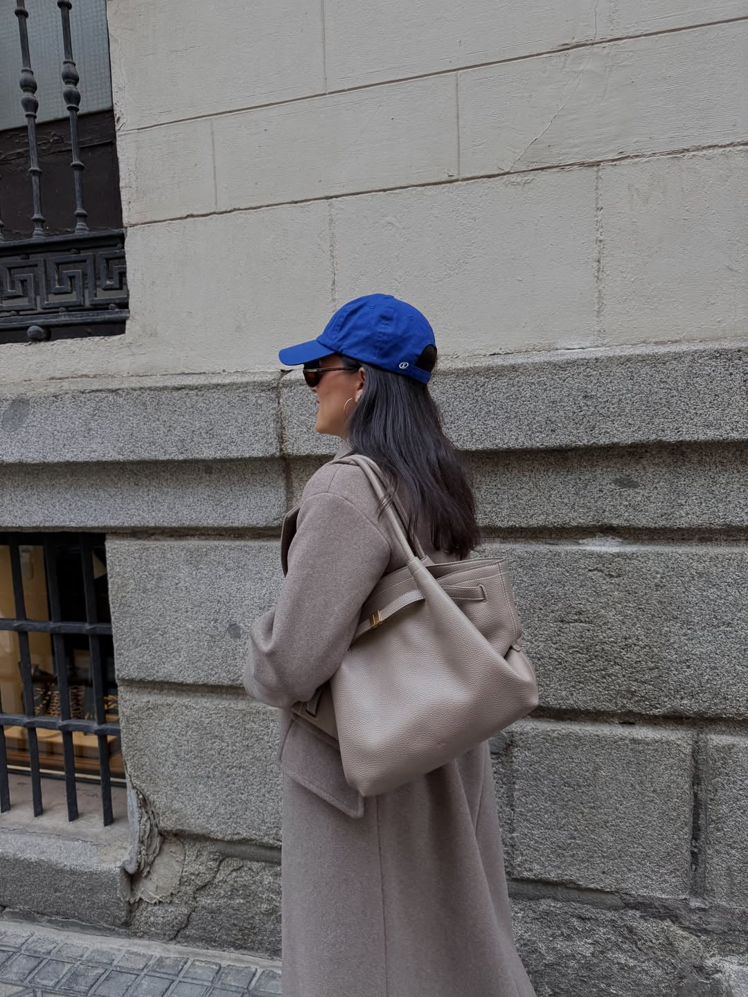 Hana Medium Tote Bag - Taupe